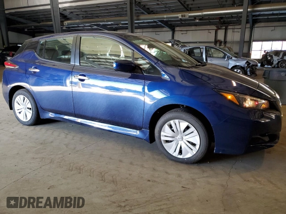 2025 Nissan LEAF S with VIN 1N4AZ1BV3SC560918, listed as a Copart auction lot 77446484 with 607 mi miles and Salvage Title. Bid and sale history available at carsss.com. Image 4.