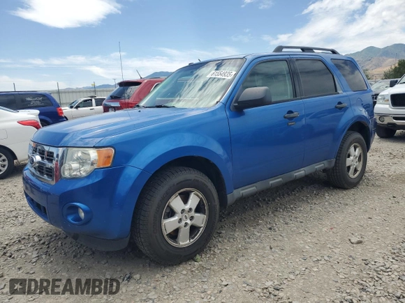 2012 Ford Escape XLT z VIN 1FMCU9DG4CKB11880, wystawiony jako Copart lot #61554935 z przebiegiem 139 385 mil mil oraz Szkoda całkowita • Salvage title. Historia ofert i sprzedaży dostępna na DreamBid. Obrazek 1.