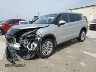 2023 Mitsubishi Outlander ES z VIN JA4J3TA85PZ062124, wystawiony jako Copart lot #47837805 z przebiegiem 11 447 mil mil oraz Czysty tytuł • Clean title. Historia ofert i sprzedaży dostępna na DreamBid. Obrazek 1.