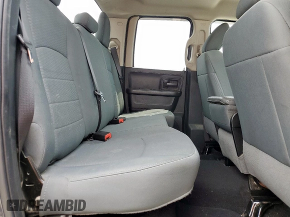 2018 Ram 1500 Express z VIN 1C6RR7FG7JS224406, wystawiony jako Copart lot #56370055 z przebiegiem 141 157 mil mil oraz Szkoda całkowita • Salvage title. Historia ofert i sprzedaży dostępna na DreamBid. Obrazek 10.