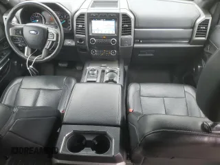 2018 Ford Expedition Max XLT with VIN 1FMJK1HT3JEA11920, listed as a Copart auction lot 50875235 with 90,197 mi miles and Clean Title. Bid and sale history available at DreamBid. Image 8.