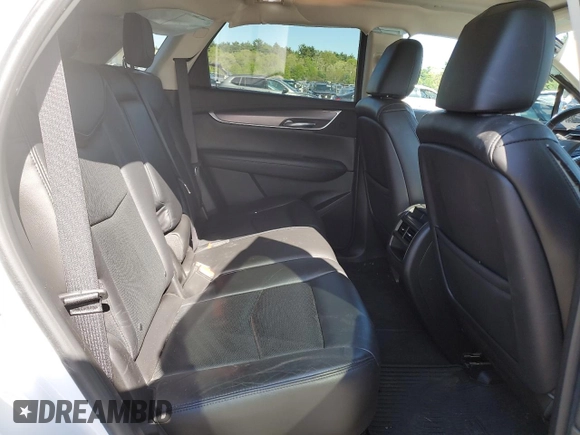 2017 Cadillac XT5 Luxury AWD z VIN 1GYKNDRS6HZ280840, wystawiony jako Copart lot #56240795 z przebiegiem 138 859 mil mil oraz Szkoda całkowita • Salvage title. Historia ofert i sprzedaży dostępna na DreamBid. Obrazek 11.