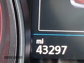 2020 Volkswagen Atlas SE z VIN 1V26C2CA5LC206661, wystawiony jako IAAI lot #41945822 z przebiegiem 43 297 mil mil oraz . Historia ofert i sprzedaży dostępna na DreamBid. Obrazek 15.