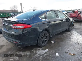 2018 Ford Fusion SE with VIN 3FA6P0HD1JR264641, listed as a IAAI auction lot 41366906 with 116,785 mi miles. Bid and sale history available at carsss.com. Image 4.