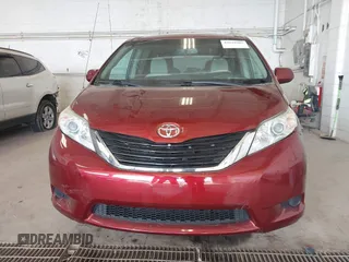 2012 Toyota Sienna LE AAS with VIN 5TDKK3DC9CS247320, listed as a IAAI auction lot 42049985 with 158,159 mi miles. Bid and sale history available at carsss.com. Image 12.
