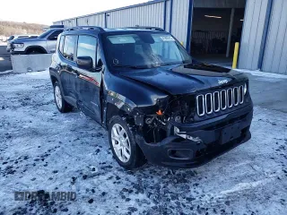 2018 Jeep Renegade Latitude with VIN ZACCJBBB8JPH44610, listed as a Copart auction lot 41803915 with 82,635 mi miles and Non Repairable. Bid and sale history available at DreamBid. Image 12.