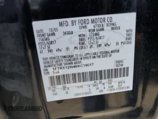 2006 Ford F-150 STX with VIN 1FTRX12W46KC19017, listed as a Copart auction lot 60231105 with 211,864 mi miles and Salvage title. Bid and sale history available at DreamBid. Image 12.