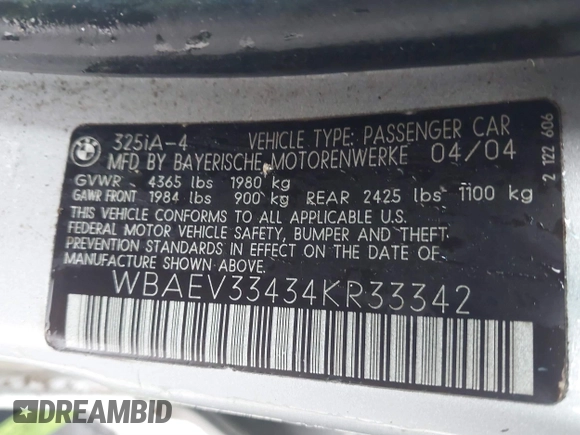 2004 BMW 3 Series 325i with VIN WBAEV33434KR33342, listed as a IAAI auction lot 41567253 with 197,674 mi miles. Bid and sale history available at carsss.com. Image 9.