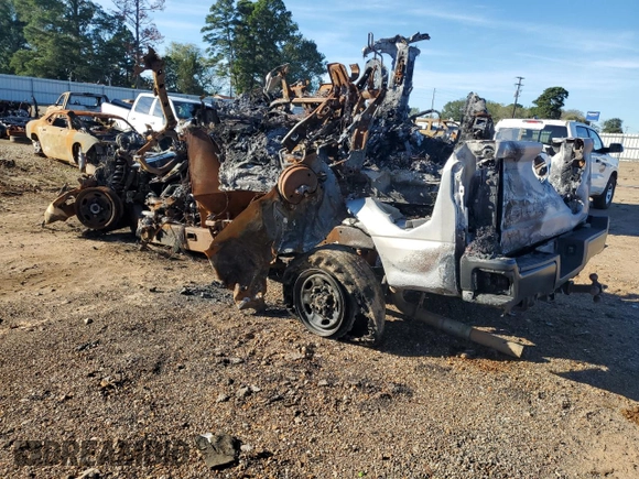 2023 Ford F-250 XL z VIN 1FT7W2BA6PED08138, wystawiony jako Copart lot #80340254 z przebiegiem Nie podano mil oraz Nie do naprawy • Non repairable. Historia ofert i sprzedaży dostępna na DreamBid. Obrazek 2.