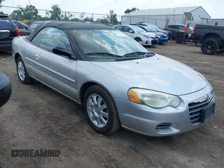 2006 Chrysler Sebring GTC with VIN 1C3EL75R66N120835, listed as a IAAI auction lot 42582586 with 171,645 mi miles and . Bid and sale history available at DreamBid. Image 1.