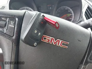 2015 GMC Terrain SLE z VIN 2GKALMEK4F6133815, wystawiony jako IAAI lot #42535936 z przebiegiem 141 447 mil mil oraz . Historia ofert i sprzedaży dostępna na DreamBid. Obrazek 11.