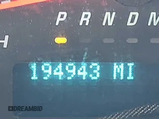 2021 Chevrolet City Express Cargo z VIN 1GCZGHF16M1312681, wystawiony jako IAAI lot #42518224 z przebiegiem 194 940 mil mil oraz . Historia ofert i sprzedaży dostępna na DreamBid. Obrazek 5.