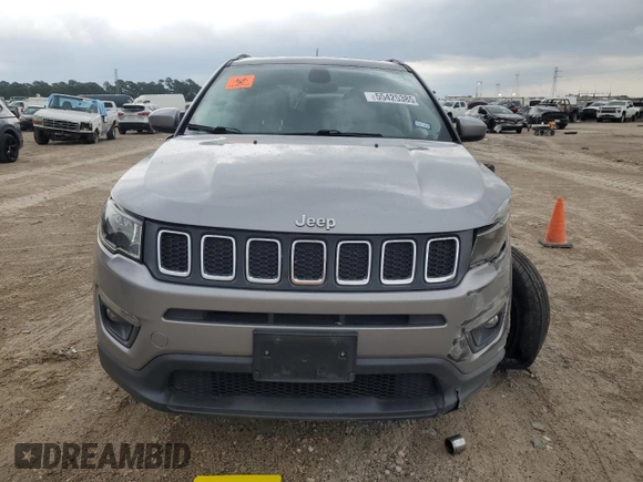 2018 Jeep Compass Latitude with VIN 3C4NJCBBXJT105930, listed as a Copart auction lot 55425385 with 177,007 mi miles and Salvage title. Bid and sale history available at DreamBid. Image 5.