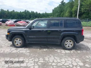 2017 Jeep Patriot Sport with VIN 1C4NJRBB7HD128164, listed as a IAAI auction lot 42577060 with 153,125 mi miles and . Bid and sale history available at DreamBid. Image 14.
