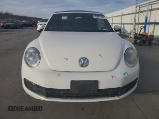 2016 Volkswagen Beetle S with VIN 3VW517AT2GM823862, listed as a Copart auction lot 48981785 with 47,114 mi miles and Salvage Title. Bid and sale history available at DreamBid. Image 5.