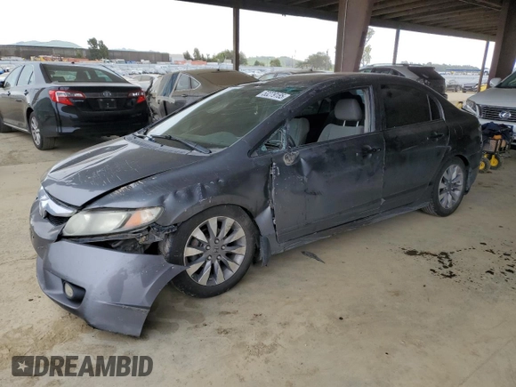 2010 Honda Civic z VIN 19XFA1E39AE037346, wystawiony jako Copart lot #53279185 z przebiegiem 148 350 mil mil oraz Szkoda całkowita • Salvage title. Historia ofert i sprzedaży dostępna na DreamBid. Obrazek 1.