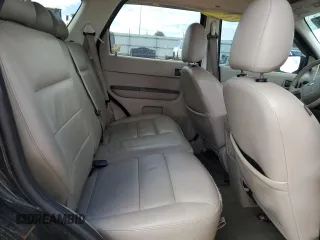 2008 Ford Escape XLT с VIN 1FMCU031X8KB43331, выставлен на аукционе Copart как лот 58225055 с пробегом 187 719 миль миль и На запчасти • Non repairable. История ставок и продаж доступна на DreamBid. Изображение 10.