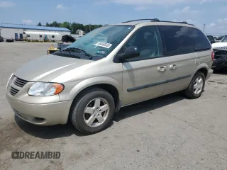 2005 Dodge Caravan SXT with VIN 1D4GP45R75B413945, listed as a Copart auction lot 66468555 with 87,780 mi miles and Clean title. Bid and sale history available at DreamBid. Image 1.