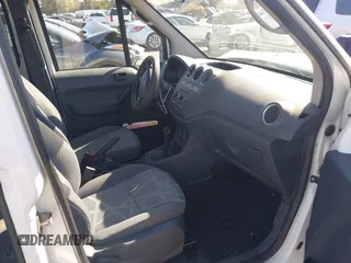 2013 Ford Transit Connect XLT z VIN NM0LS6BN7DT133925, wystawiony jako IAAI lot #41843878 z przebiegiem 120 425 mil mil oraz . Historia ofert i sprzedaży dostępna na DreamBid. Obrazek 5.