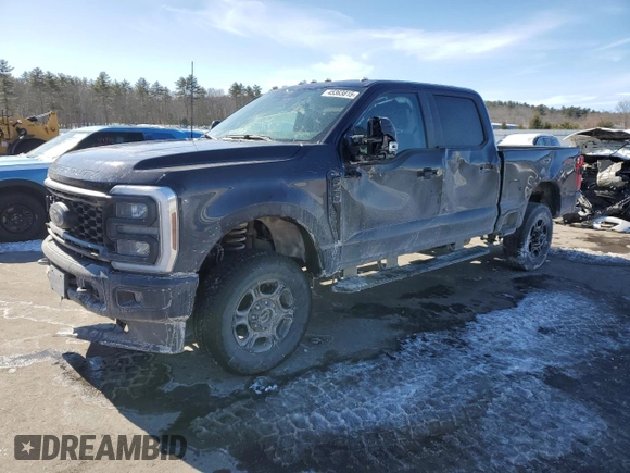 2024 Ford Super Duty F-250 SRW XL with VIN 1FT8W2BA3RED82706, listed as a Copart auction lot 45363815 with 8,407 mi miles and Salvage Title. Bid and sale history available at carsss.com. Image 1.