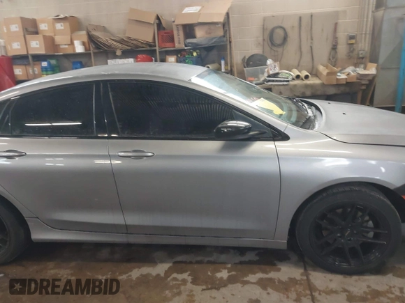 2017 Chrysler 200 Touring with VIN 1C3CCCFB5HN503380, listed as a IAAI auction lot 41300608 with 142,473 mi miles. Bid and sale history available at carsss.com. Image 13.
