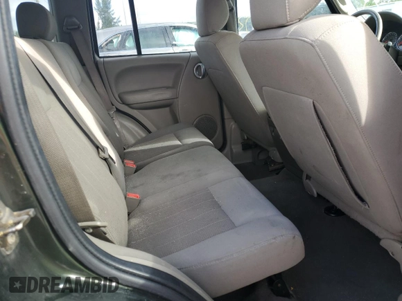 2007 Jeep Liberty Limited with VIN 1J4GK58KX7W594710, listed as a Copart auction lot 76074463 with 121,903 mi miles and Salvage title. Bid and sale history available at DreamBid. Image 11.