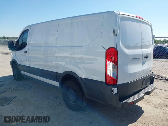 2018 Ford Transit z VIN 1FTYE1ZM0JKB51992, wystawiony jako IAAI lot #42243487 z przebiegiem 123 456 mil mil oraz . Historia ofert i sprzedaży dostępna na DreamBid. Obrazek 3.