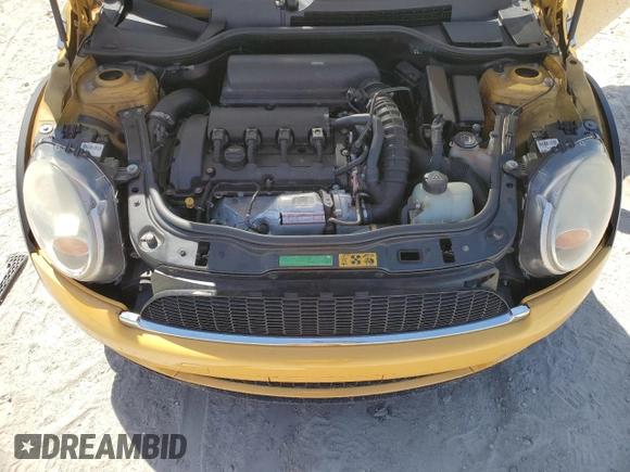 2007 MINI Hardtop S with VIN WMWMF73567TL90141, listed as a Copart auction lot 50103625 with 88,702 mi miles and Non Repairable. Bid and sale history available at DreamBid. Image 11.