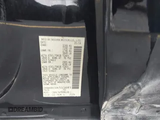 2014 Nissan Titan Pro-4X with VIN 1N6BA0EC1EN515685, listed as a IAAI auction lot 42423258 with 137,012 mi miles and . Bid and sale history available at DreamBid. Image 9.
