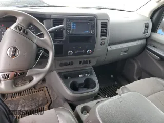 2018 Nissan NV Cargo S z VIN 1N6BF0LY4JN803789, wystawiony jako Copart lot #43023925 z przebiegiem 89 582 mil mil oraz Szkody całkowita. Historia ofert i sprzedaży dostępna na DreamBid. Obrazek 8.