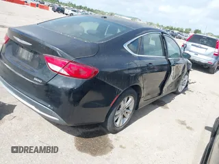 2015 Chrysler 200 Limited с VIN 1C3CCCAB8FN547054, выставлен на аукционе IAAI как лот 42455432 с пробегом 180 265 миль миль и . История ставок и продаж доступна на DreamBid. Изображение 4.