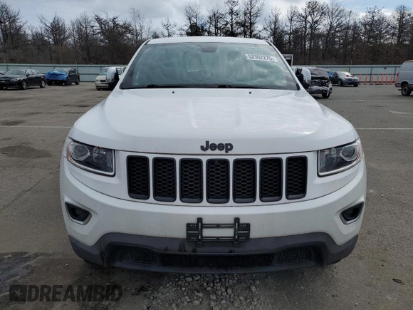 2016 Jeep Grand Cherokee Laredo z VIN 1C4RJFAG4GC444090, wystawiony jako Copart lot #52302275 z przebiegiem 101 219 mil mil oraz Szkoda całkowita • Salvage title. Historia ofert i sprzedaży dostępna na DreamBid. Obrazek 5.