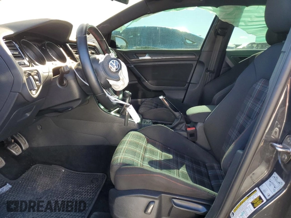 2019 Volkswagen GTI S z VIN 3VW5T7AUXKM004299, wystawiony jako Copart lot #68955962 z przebiegiem 53 894 mil mil oraz . Historia ofert i sprzedaży dostępna na DreamBid. Obrazek 7.