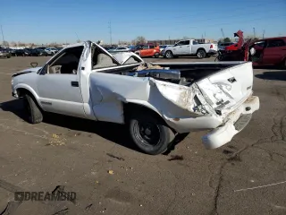 1998 GMC Sonoma with VIN 1GTCS1443W8506359, listed as a Copart auction lot 83055064 with 0 mi miles and Salvage Title. Bid and sale history available at carsss.com. Image 2.