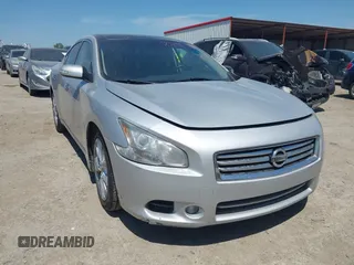2014 Nissan Maxima SV z VIN 1N4AA5AP4EC448022, wystawiony jako IAAI lot #42027624 z przebiegiem 280 961 mil mil oraz . Historia ofert i sprzedaży dostępna na DreamBid. Obrazek 1.