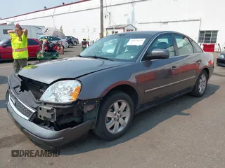 2006 Ford Five Hundred SEL with VIN 1FAFP27116G103482, listed as a IAAI auction lot 40033074 with 158,977 mi miles and . Bid and sale history available at DreamBid. Image 18.
