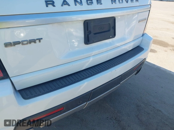 2013 Land Rover Range Rover Sport SC with VIN SALSH2E40DA792930, listed as a IAAI auction lot 42121819 with 154,654 mi miles and . Bid and sale history available at DreamBid. Image 6.