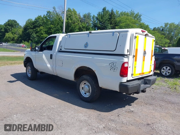 2014 Ford F-250 XL with VIN 1FTBF2B66EEA75168, listed as a IAAI auction lot 42786067 with 194,640 mi miles and . Bid and sale history available at DreamBid. Image 3.