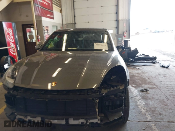 2020 Porsche Cayenne with VIN WP1AA2AY0LDA00237, listed as a IAAI auction lot 41896659 with 51,827 mi miles and . Bid and sale history available at DreamBid. Image 13.