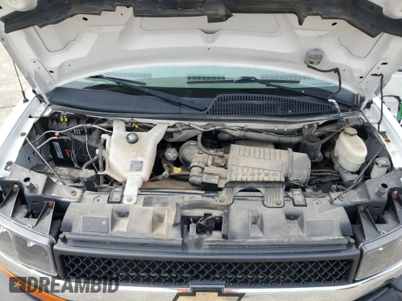 2016 Chevrolet Express Passenger LT with VIN 1GAZGMFG6G1163991, listed as a Copart auction lot 60600655 with 109,637 mi miles and Salvage title. Bid and sale history available at DreamBid. Image 12.