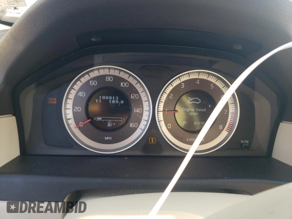 2013 Volvo XC70 3.2L with VIN YV4952BL8D1158854, listed as a Copart auction lot 67446474 with 180,013 mi miles and Salvage Title. Bid and sale history available at DreamBid. Image 9.