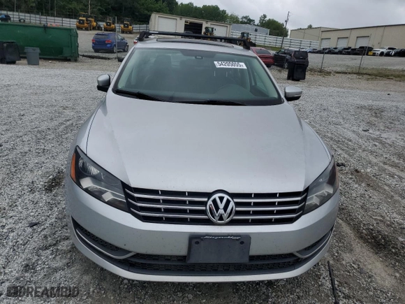 2013 Volkswagen Passat TDI SE w/Sunroof with VIN 1VWBN7A31DC042934, listed as a Copart auction lot 54205055 with 174,480 mi miles and Clean Title. Bid and sale history available at carsss.com. Image 5.