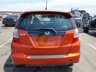 2012 Honda Fit Sport z VIN JHMGE8H57CC042178, wystawiony jako IAAI lot #42353989 z przebiegiem 115 911 mil mil oraz . Historia ofert i sprzedaży dostępna na DreamBid. Obrazek 16.