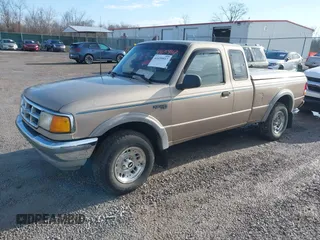 1994 Ford Ranger Splash with VIN 1FTCR15XXRPC53877, listed as a IAAI auction lot 41659917 with 417,570 mi miles. Bid and sale history available at carsss.com. Image 2.