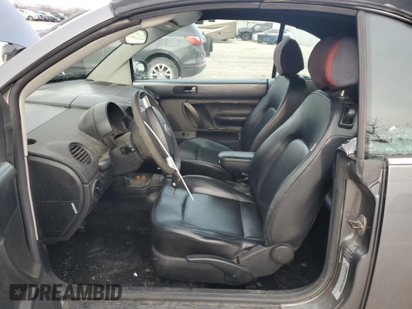 2006 Volkswagen Beetle with VIN 3VWPF31YX6M325955, listed as a Copart auction lot 84736334 with 21,672 mi miles and Clean title. Bid and sale history available at DreamBid. Image 7.