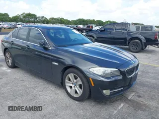 2011 BMW 5 Series 528i with VIN WBAFR1C53BC673182, listed as a IAAI auction lot 41957404 with 169,735 mi miles and . Bid and sale history available at carsss.com. Image 1.