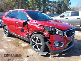 2017 Kia Sorento EX with VIN 5XYPHDA52HG322833, listed as a IAAI auction lot 41611029 with 166,590 mi miles and . Bid and sale history available at carsss.com. Image 1.