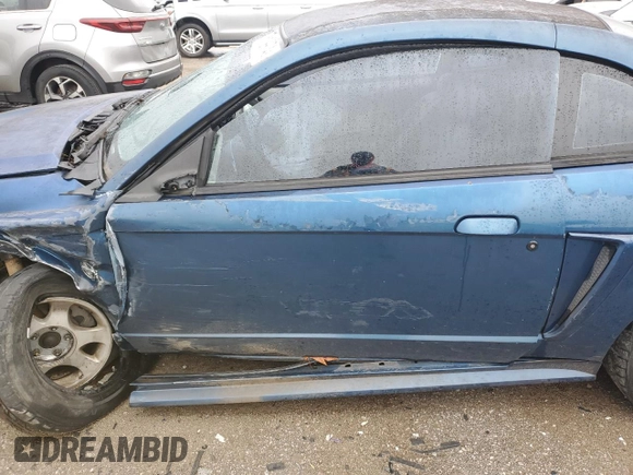 1999 Ford Mustang z VIN 1FAFP4048XF206650, wystawiony jako Copart lot #79119974 z przebiegiem Nie podano mil oraz Szkoda całkowita • Salvage title. Historia ofert i sprzedaży dostępna na DreamBid. Obrazek 7.