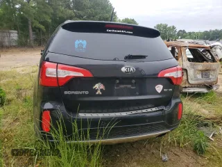 2015 Kia Sorento SX with VIN 5XYKW4A70FG568634, listed as a Copart auction lot 55783225 with Not provided miles and Salvage title. Bid and sale history available at DreamBid. Image 6.
