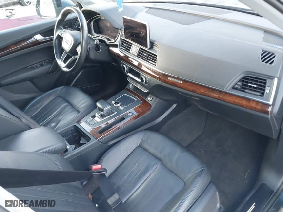 2018 Audi Q5 Premium Plus with VIN WA1BNAFY1J2011912, listed as a IAAI auction lot 41234915 with 86,471 mi miles. Bid and sale history available at carsss.com. Image 5.